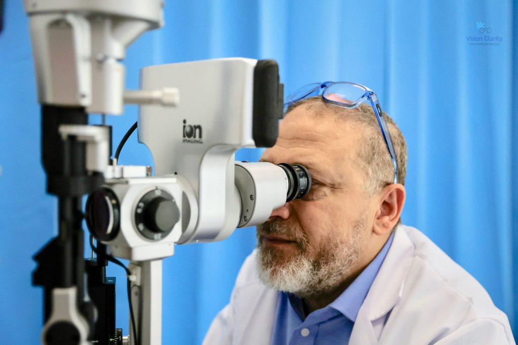 Comprehensive Eye Exam in Mississauga​