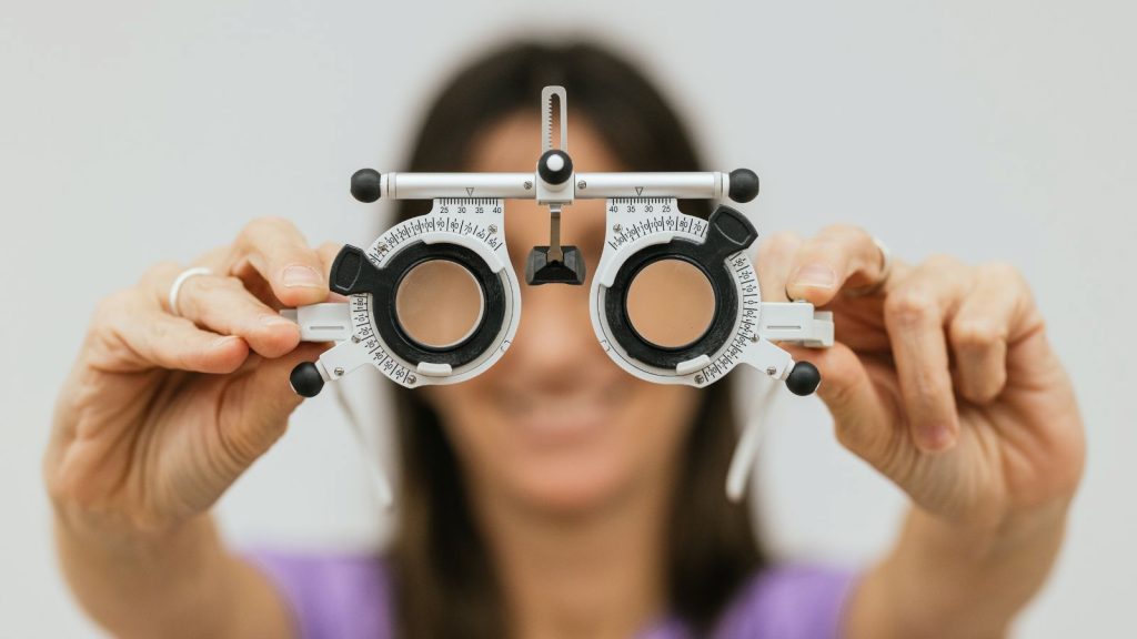 Looking for Sun Life Vision Optometrists in Erin Mills, Mississauga?